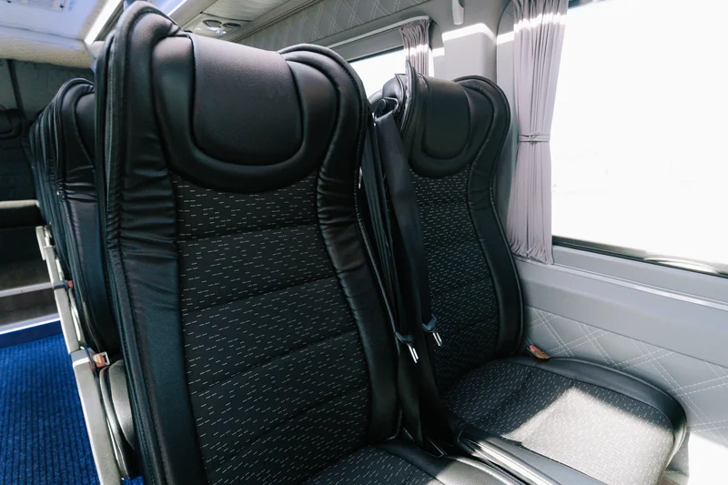 Mercedes-Benz Sprinter, 19 reisijat, TV ja WiFi – salongi vaade